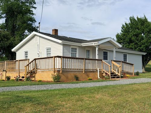 476 Marthas Knob Rd, Galax, VA, 24333-3464 | Card Image