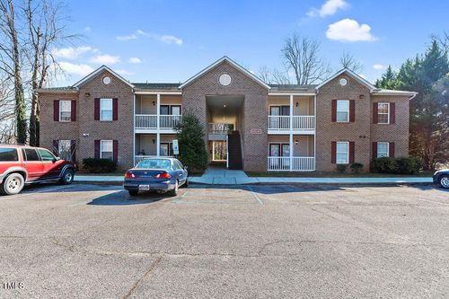 333 N Church St, Clayton, NC, 27520-1903 | Card Image