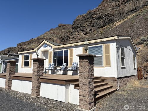 1198 N Section Pl Sw, Quincy, WA, 98848-9350 | Card Image