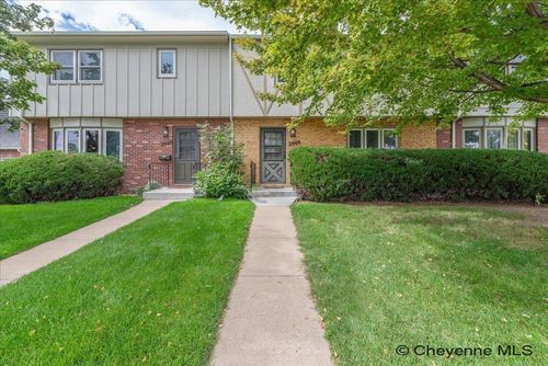 2904 Central Ave, Cheyenne, WY, 82001-2703 | Card Image