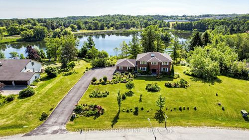 9 Island Lake Dr, Stouffville, ON, L4A3G7 | Card Image
