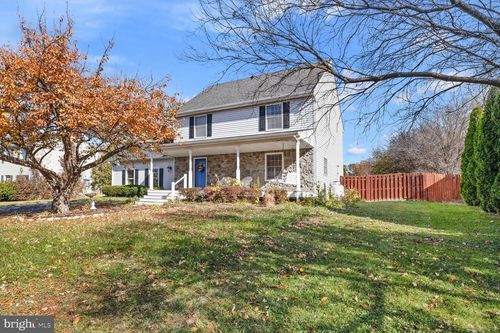 211 Killdeer Rd, STEPHENS CITY, VA, 22655-2437 | Card Image