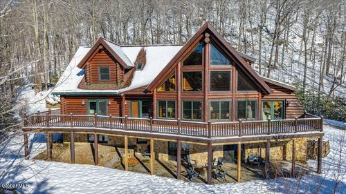 125 Austin Pond Rd, North Creek, NY, 12853-7702 | Card Image