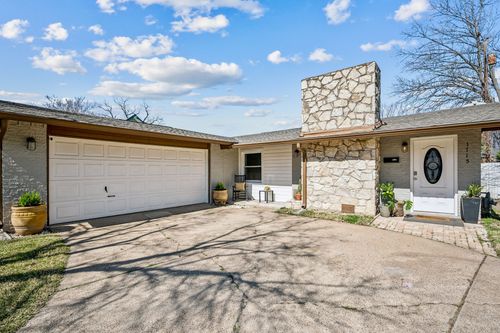 1115 Edwards Ct N, Irving, TX, 75062-3612 | Card Image