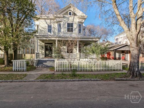 208 W 35th St, Savannah, GA, 31401-8007 | Card Image
