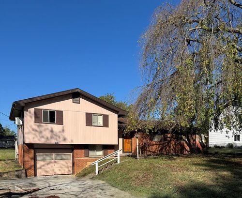 111 Linda Ave, Lucasville, OH, 45648-8506 | Card Image