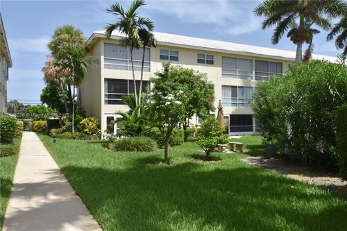 apt-260-1951 Ne 39th St, Lighthouse Point, FL, 33064-7424 | Card Image