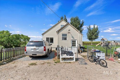 4564 Thompson Rd, Homedale, ID, 83628 | Card Image