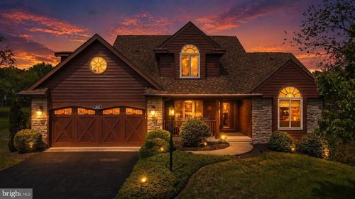 1042 Winter Camp Trl, HEDGESVILLE, WV, 25427-6189 | Card Image