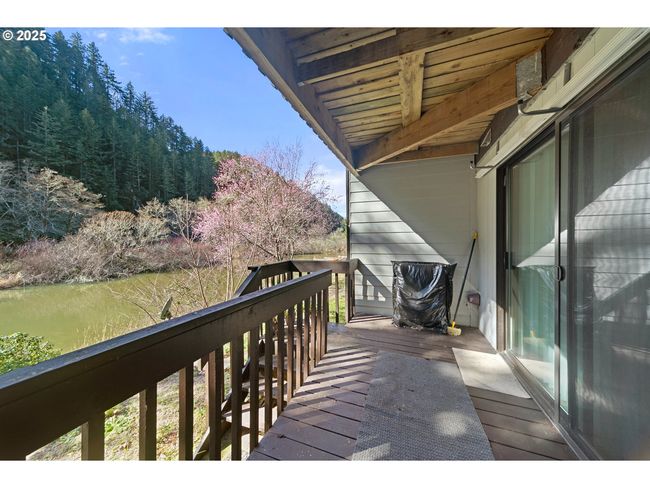 9 - 43605 State Highway 38, Condo with 2 bedrooms, 2 bathrooms and null parking in Reedsport OR | Image 27