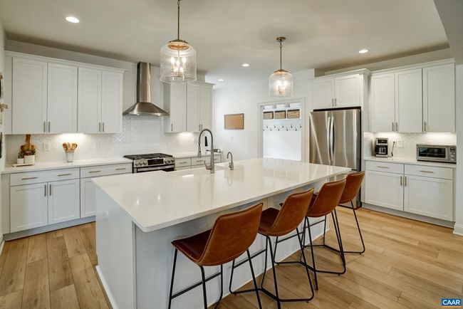 Stainless appliances. | Image 16
