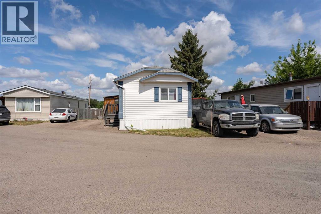 Residential in Coalhurst 2