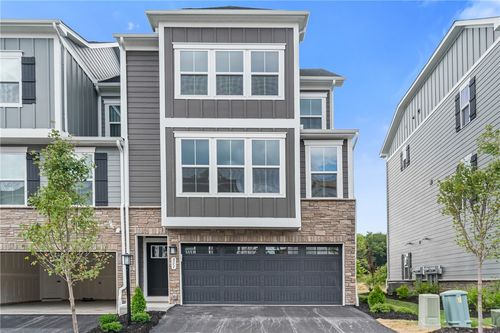 311 Telluride Ln, Cranberry Twp, PA, 16066-1507 | Card Image