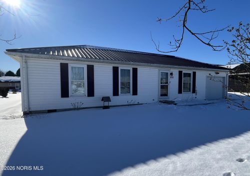 1030 Halbedel Dr, Upper Sandusky, OH, 43351-9608 | Card Image