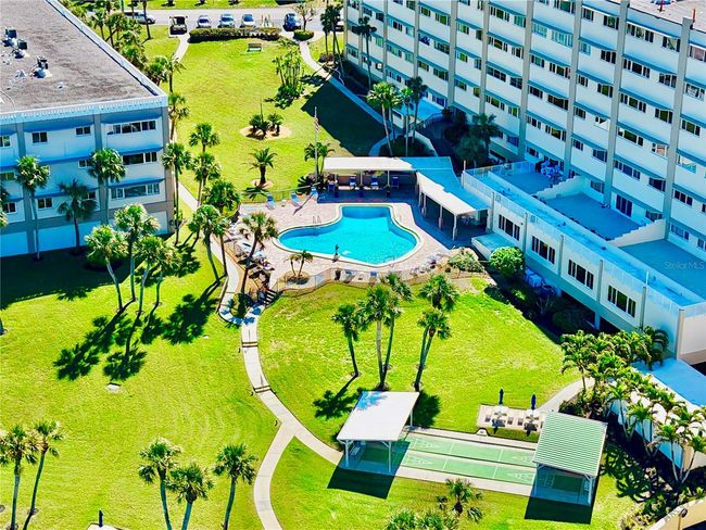 APT-114C - 100 Bluff View Dr, Condo with 2 bedrooms, 2 bathrooms and null parking in BELLEAIR BLUFFS FL | Image 38