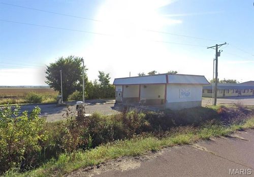 470 N Main St, Elsberry, MO, 63343-1336 | Card Image