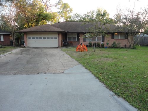 3302 Knoll St, Houston, TX, 77080-3038 | Card Image