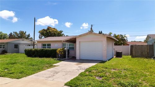 9483 55th St N, PINELLAS PARK, FL, 33782-3644 | Card Image
