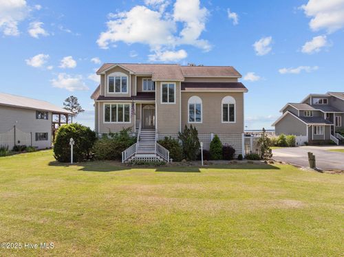 530 East St, Belhaven, NC, 27810-1671 | Card Image