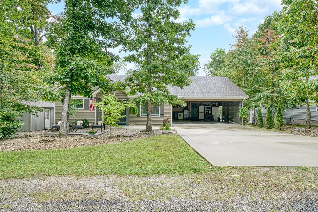 Groat Dr, Crossville, TN 38572