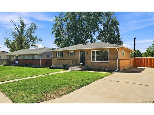 7110 W Iowa Ave, Lakewood, CO, 80232-2120 | Card Image
