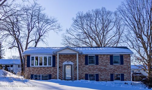 804 Grace Ln, Moosic, PA, 18507-1610 | Card Image