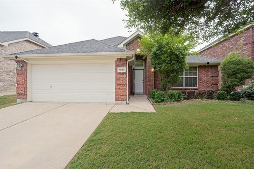 7806 Quiet Waters Dr, Arlington, TX, 76016-5396 | Card Image