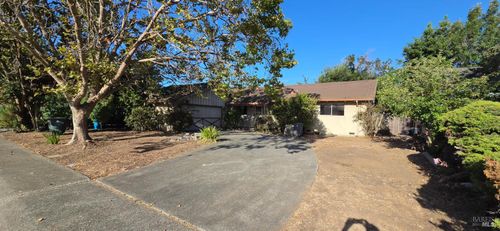 149 Kit Carson Way, Vallejo, CA, 94589-1942 | Card Image