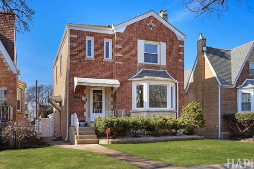 3248 N Newcastle Ave, Chicago, IL, 60634-4638 | Card Image
