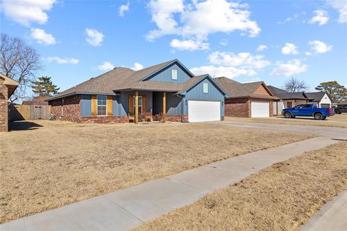 4722 Sandhill, Enid, OK, 73703-2892 | Card Image