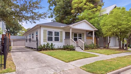 1202 Aurora St, Houston, TX, 77009-1739 | Card Image