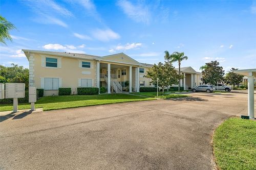 apt-204-720 Lake Orchid Cir, Vero Beach, FL, 32962-8593 | Card Image