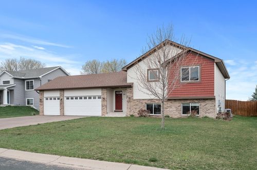 386 Greenway Dr, Delano, MN, 55328-4571 | Card Image