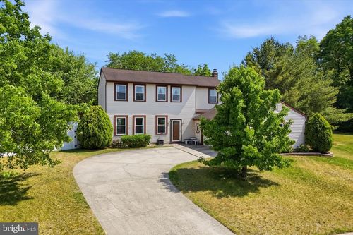 6 Freedom Pl, SEWELL, NJ, 08080-1747 | Card Image
