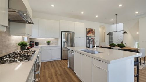 58 Dudley, Irvine, CA, 92618-5938 | Card Image