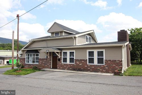 419 Chestnut St, LYKENS, PA, 17048-1410 | Card Image