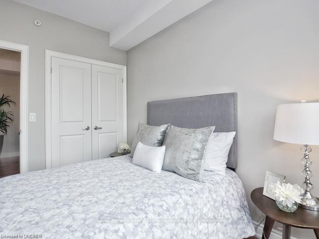403 - 205 Lakeshore Rd W, Condo with 2 bedrooms, 2 bathrooms and null parking in Oakville ON | Image 7