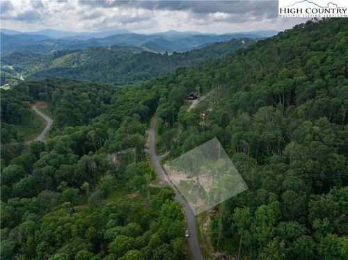 84 Smoke Rise Dr, Banner Elk, NC, 28604 | Card Image