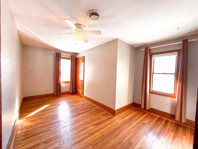 The natural light in this room creates a harmonious space | Image 22