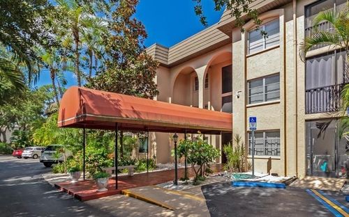 apt-204-3700 S Osprey Ave, SARASOTA, FL, 34239-6823 | Card Image