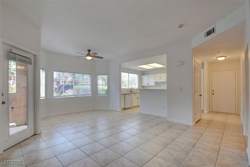 apt-611-830 Carnegie St, Henderson, NV, 89052-5733 | Card Image