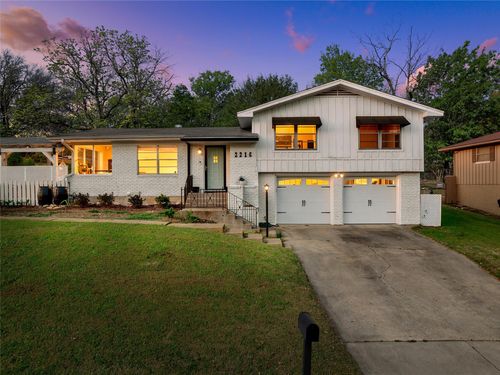 2216 Hermanson Dr, Waco, TX, 76710-1150 | Card Image