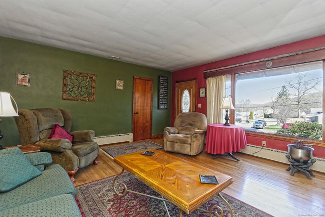 25 Highland Ter, House other with 3 bedrooms, 2 bathrooms and 2 parking in Ansonia CT | Image 8