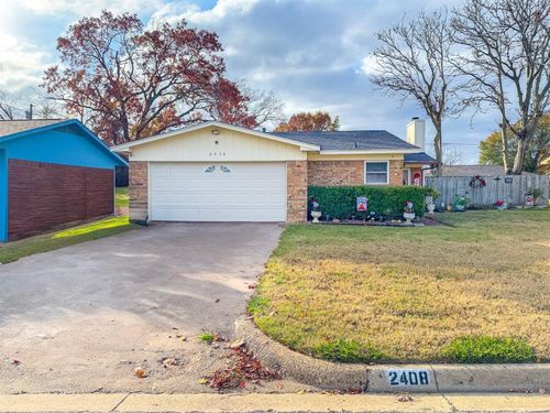 2408 Navarro Drive, Corsicana, TX, 75110 | Card Image