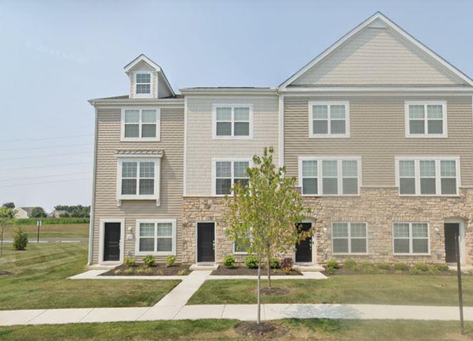 Autumn Ridge Cir, Pickerington, OH 43147