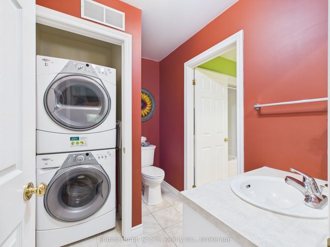 489 Andrew St, Condo with 2 bedrooms, 2 bathrooms and 2 parking in Port Elgin ON | Image 12