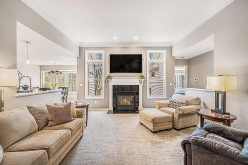 5489 Hidden Oaks Cir, Linden, MI, 48451-8841 | Card Image