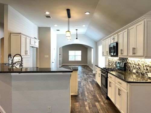 405 Rosedale Blvd, Georgetown, TX, 78628-4675 | Card Image