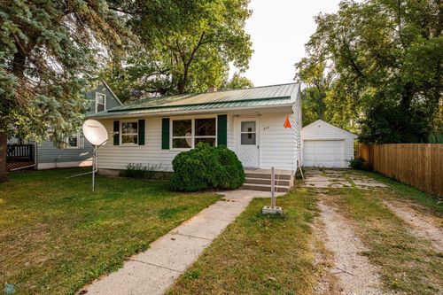 315 Rose St, Lisbon, ND, 58054-4523 | Card Image