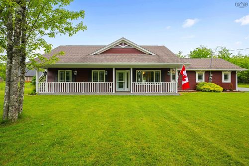 349 St Andrews St, Stewiacke, NS, B0N2J0 | Card Image